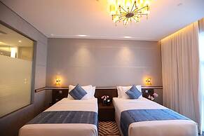 VIP Hotel