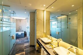 VIP Hotel