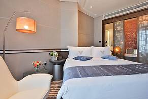 VIP Hotel