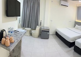 D'Lima Beach Inn