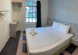 D'Lima Beach Inn