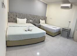 D'Lima Beach Inn