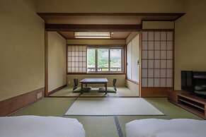 Okuhida Hot Spring Hirayukan