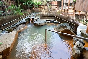 Okuhida Hot Spring Hirayukan