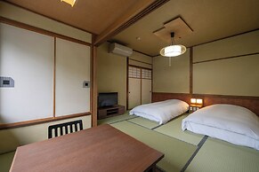 Okuhida Hot Spring Hirayukan