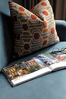 Labotessa Luxury Boutique Hotel