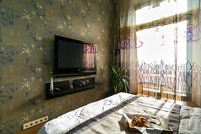 GM Apartment Serafimovicha 2-415