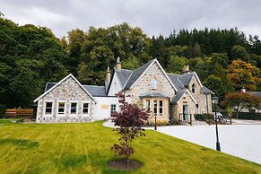 Rokeby Manor
