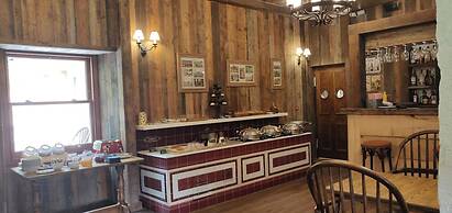 Rokeby Manor
