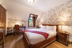 Rokeby Manor