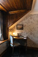 Rokeby Manor