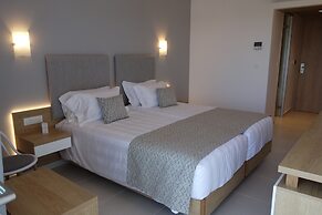 Rhodos Horizon City- Adults only