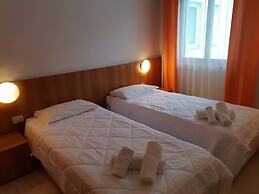 RistHotel Airport