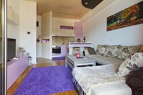 Luxury Harmonia Apartments