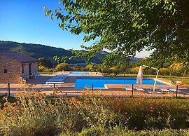 Amico Country House