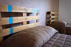 Amico Country House