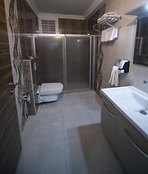 Vira 10 Hotel
