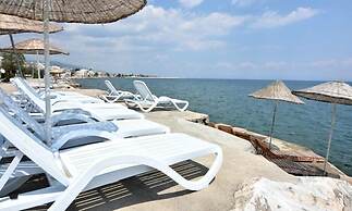 Dama Apart Motel