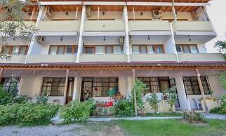 Dama Apart Motel