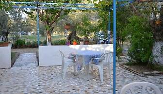 Dama Apart Motel