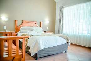 Loskop Valley Lodge and Restaurant