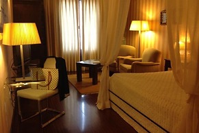 Hotel Los Arcos