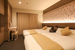 GRAND BASE Hakata