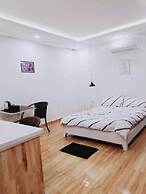 Cat's Hostel