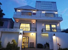 Cat's Hostel