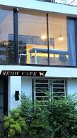 Cat's Hostel