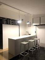 Cat's Hostel