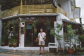 Past Tense Hostel