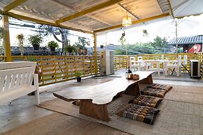 Past Tense Hostel
