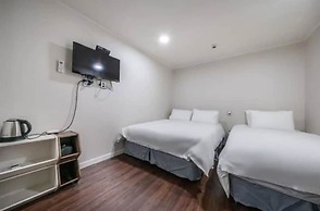 Mayone Hotel