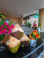 Coral Reef Beach Resort