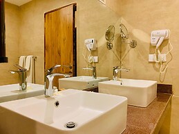 Coral Reef Beach Resort