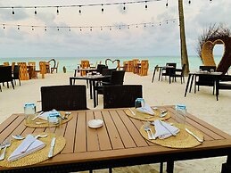 Coral Reef Beach Resort