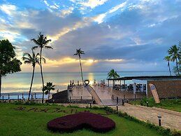 Coral Reef Beach Resort