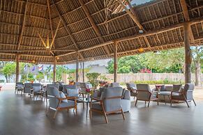 Coral Reef Beach Resort