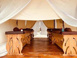 Coral Reef Beach Resort