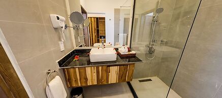 Coral Reef Beach Resort