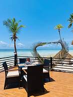 Coral Reef Beach Resort