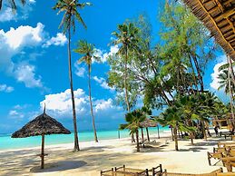 Coral Reef Beach Resort