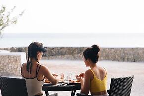 Coral Reef Beach Resort