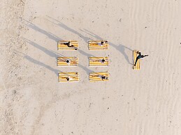 Coral Reef Beach Resort