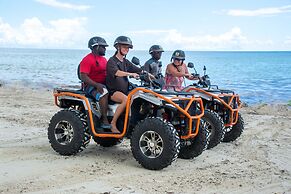 Coral Reef Beach Resort