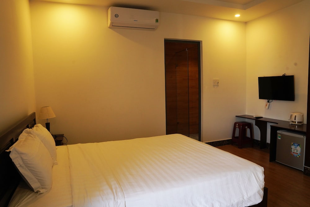 Hoang Y Homestay