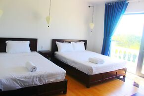Hoang Y Homestay