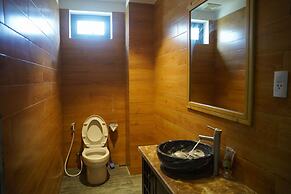 Hoang Y Homestay