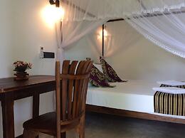 Sigiriya Rock Hide